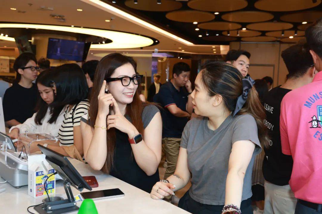 外版）中国香港首发Rokid深化全球化布局开元棋牌网站Rokid Glasses（海(图3)